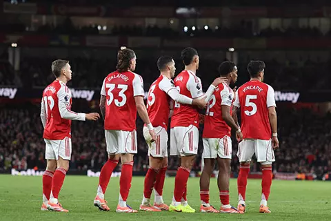 صباحك أوروبي.. أزمة أرسنال.. درس لتشيلسي.. وقلق في مدريد